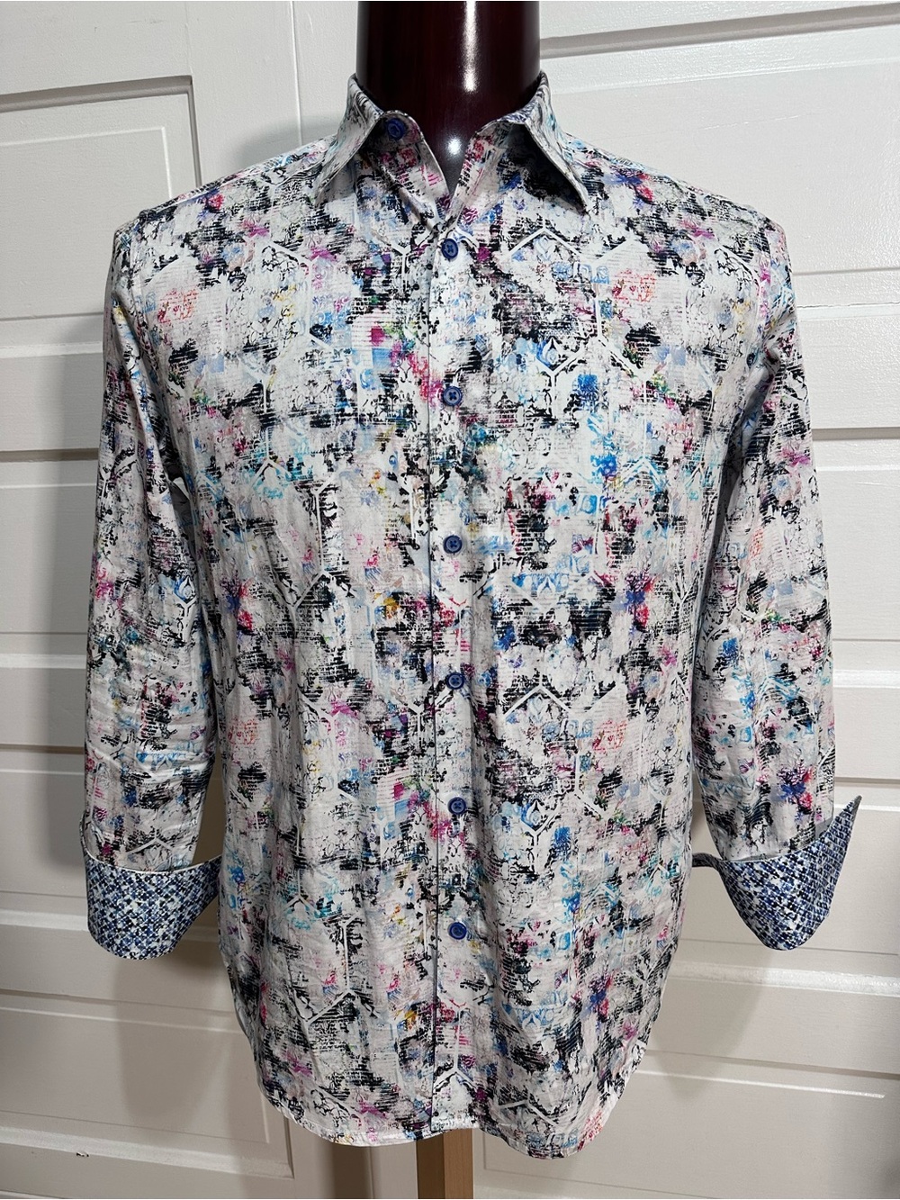 Robert Graham Button Down Long Sleeve Shirt M Classic Fit Flip Cuff Cotton $189